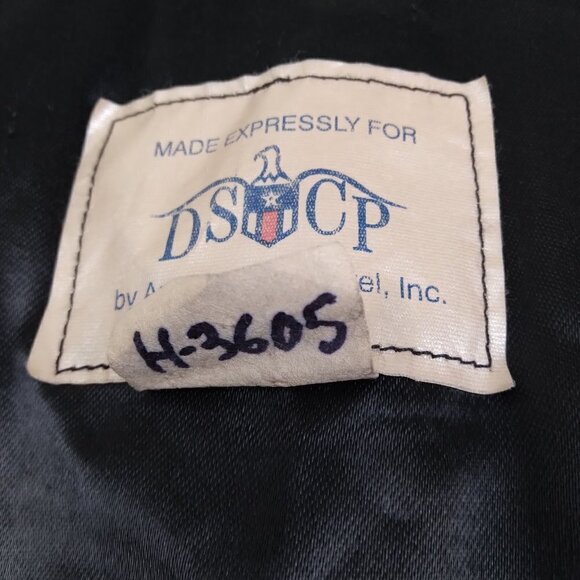 Y2K  Black Trench Coat Made In USA For Military Zip Out Lining Stylish Sz 38XS - Picture 15 of 15